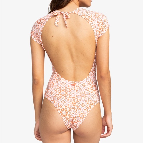 SOLD Roxy - Picture 6 of 7